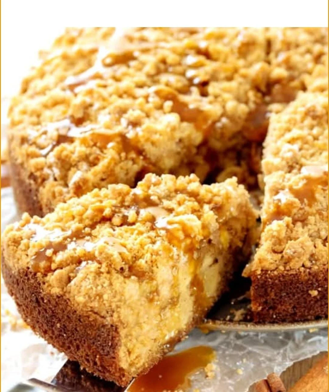 Apple Crumble Cake