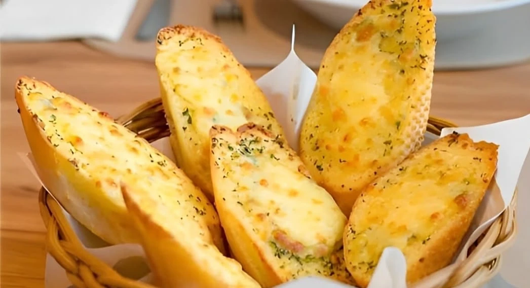 Pão de Alho com Queijo