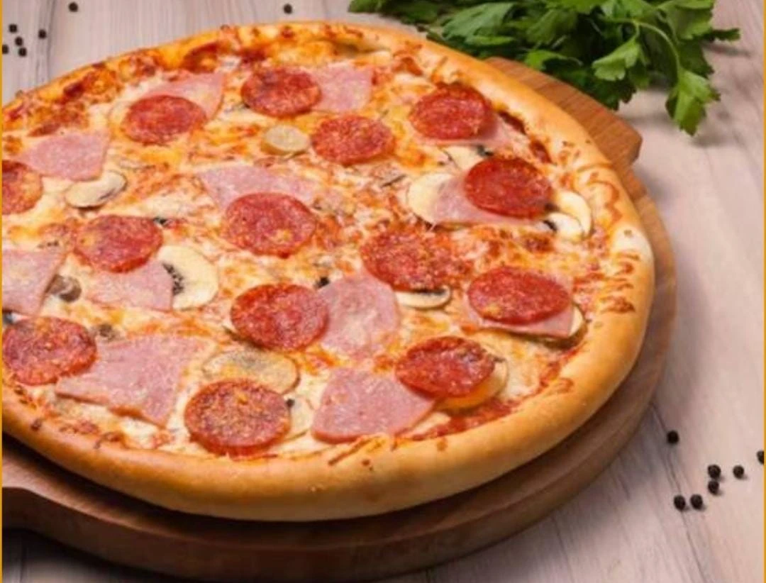 Pizza de Pepperoni e Bacon